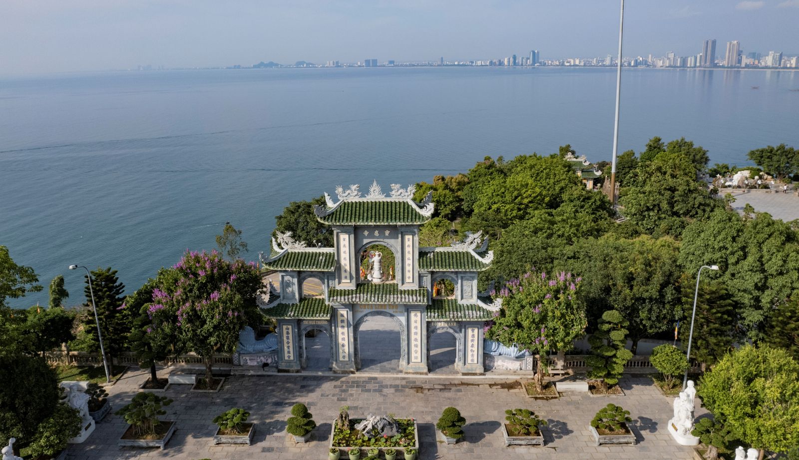 Cổng Tam Quang